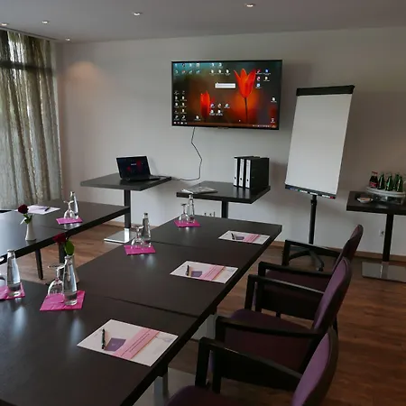 Business Class Hotel Ebersberg-3